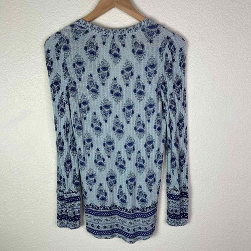 Top tejido de gofres con estampado de borde azul Lucky Brand - Imagen 5 de 5