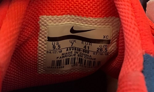 Women's Nike Air Zoom Cage 3 Tennis Shoes Size 9.5 and in Great Condition - Picture 6 of 6