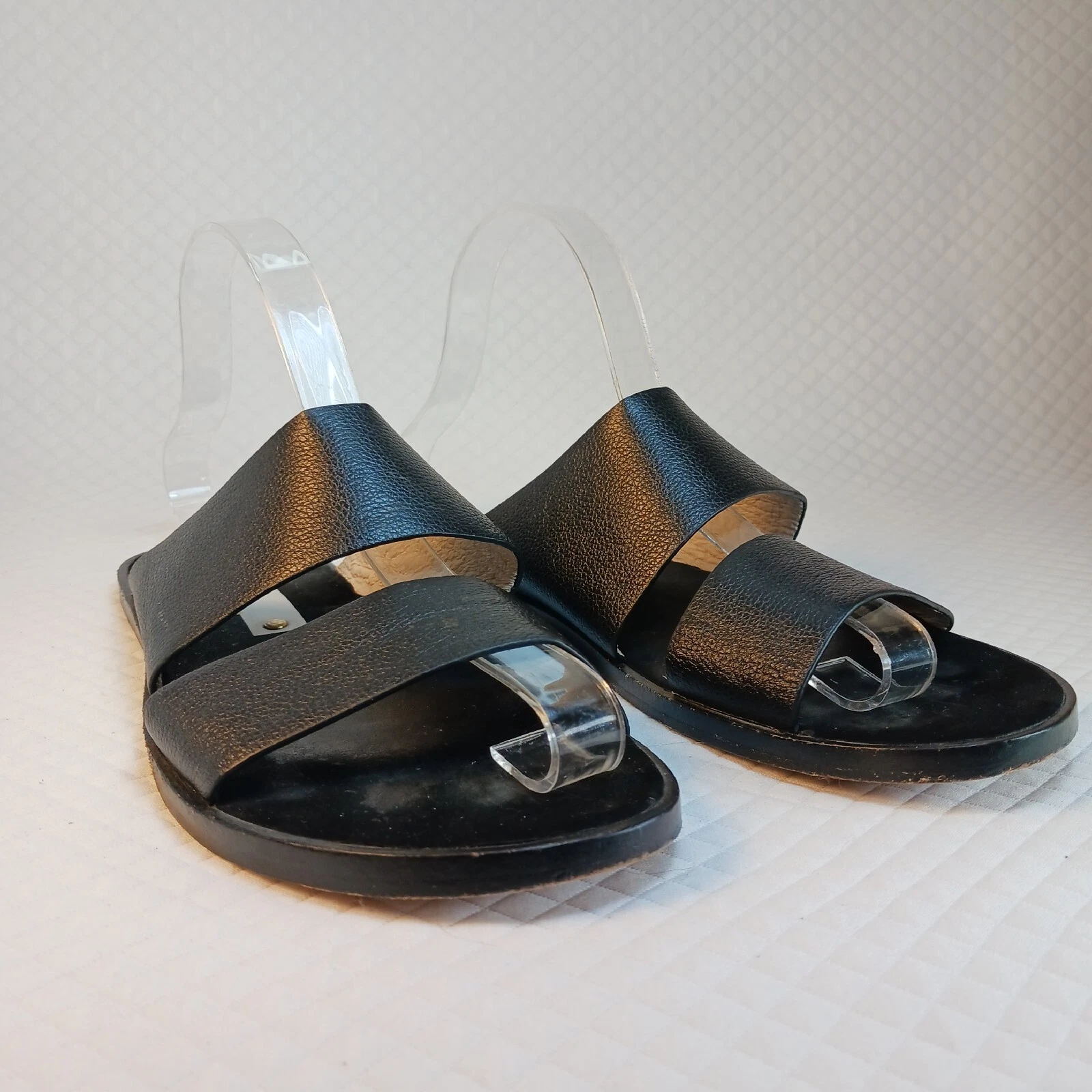 MBT Sandali piatti Matt Bernson in pelle nera avana con 8