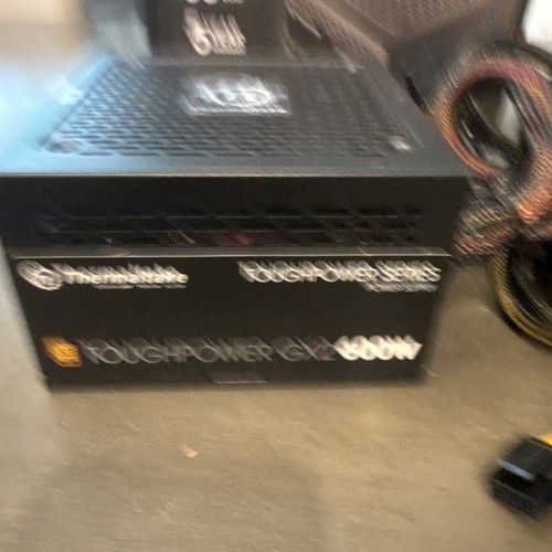Thermaltake ToughPower GX2 80Plus Gold 600W Non Modular Power Supply - Afbeelding 8 van 13