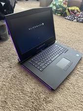 Dell Alienware 15 R3: i7-7700HQ, GTX 1060, 16GB DDR4 RAM, and 500GB SSD