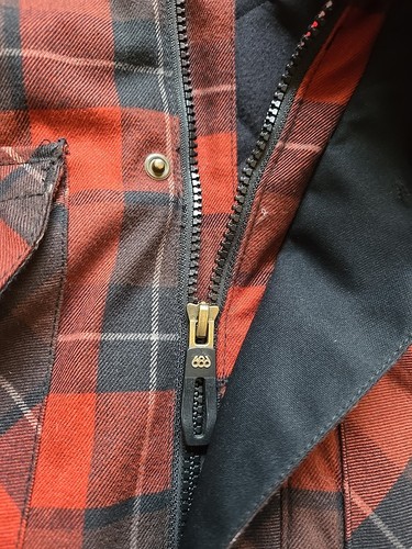 686 Ski Jacket Mens Medium Snowboard/Skiing. Plaid Red/Black Waterproof w/ Hood. - Picture 5 of 20