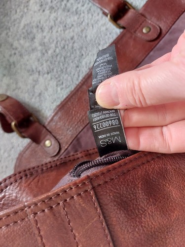 Borsa a tracolla uomo in pelle marrone, M&S, ottime condizioni - Foto 7 di 15