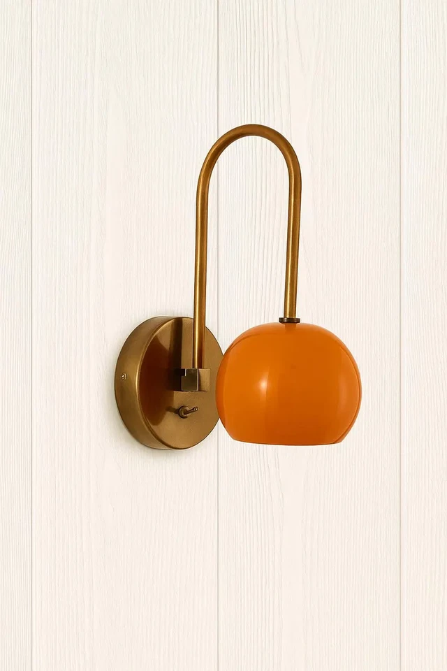 Aplique de pared naranja moderno de mediados de siglo estilo Stilnovo luz de latón regalo de Halloween Foto 4 de 4