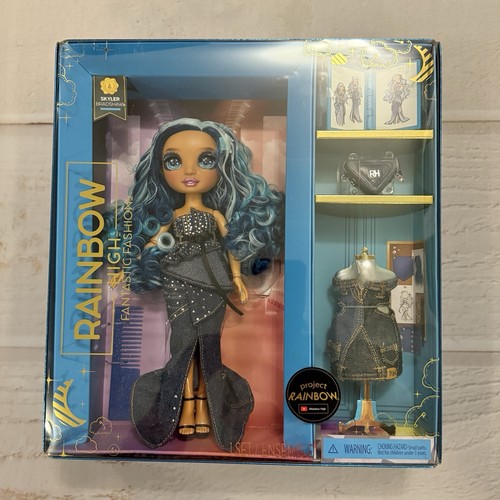 NIB - Rainbow High Fantastic Fashion Skyler Bradshaw Blue 11” Fashion Doll