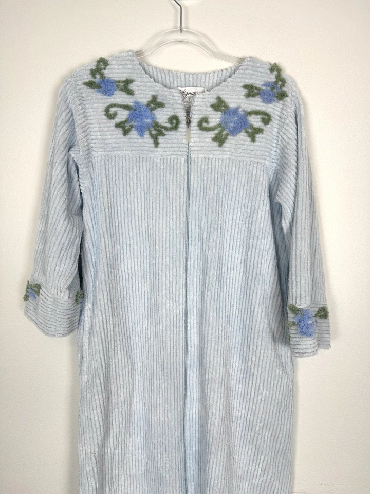 Stan Herman Chenille House Dress Womens Small Light Blue Zip Up Embroidery - Image 3 of 4