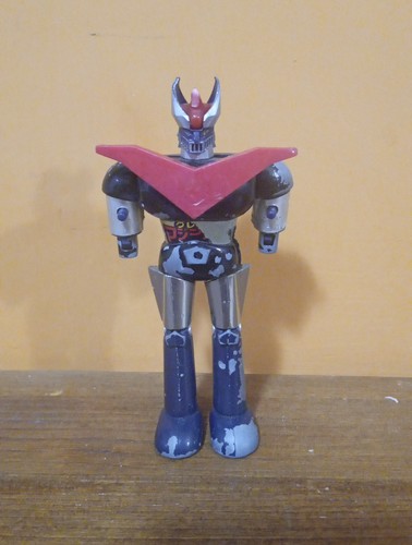 Robot Mazinga Z Vintage Anni 70 ,Grande Mazinga , Cm 12 , Metallo ,Da Sistemare! - Foto 2 di 6