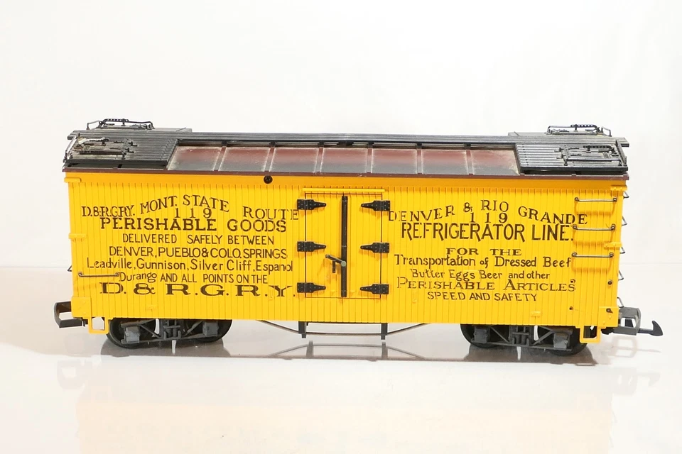 LGB 4174 G Scale Reefer Denver & Rio Grande Western 119 D&RGW Freight Car Wood - Image 2 of 4