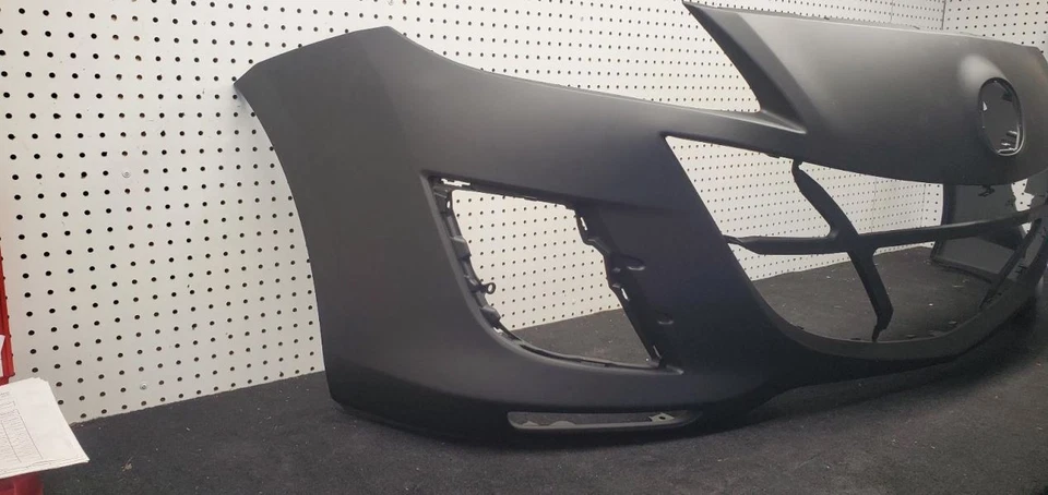 (SOLO RECOGIDA LOCAL) Parachoques delantero sin moldura de rejilla cromada turbo se adapta a 10-11 MAZ Foto 2 de 4