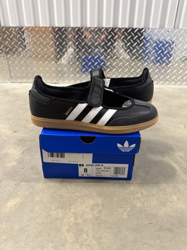 Adidas Samba Jane WMNS schwarz weiß Gummi Größe 8W BRANDNEU mit Karton JQ6445