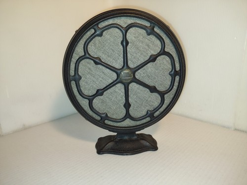 Restoration Hardware Vintage Style Bluetooth Speaker Model E3 Flatiron 💯%Tested - Picture 4 of 19