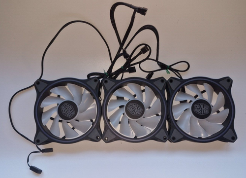 3 x 120mm Cooler Master MasterFan MF120 Halo 3-in-1 - UN USED - Picture 4 of 5