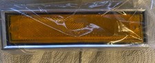 Side Marker Light for Blazer, R1500 Suburban, R2500 Suburban+More 332-1501R-US1