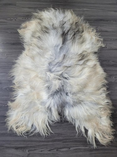 Icelandic sheepskin rug | sheepakin pelt |soft silky long wool #C632 - Picture 4 of 8