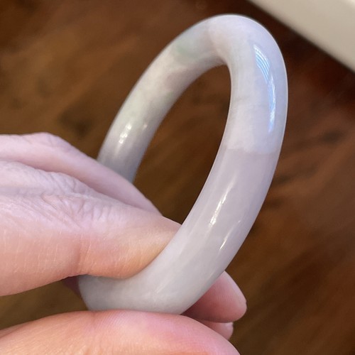 Rissiger unbehandelter echter Grade A Jadeit Armreif 純天然翡翠A貨手鐲 52 mm 飄淡玫瑰紫 有微裂 - Bild 17 von 24