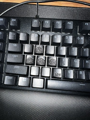 Razer BlackWidow V4 Wired Mechanical Green Switch Gaming Keyboard w/ Chroma RGB - Picture 8 of 10