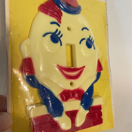 Vtg Classic Decor by Grove Plastic Humpty Dumpty Single Light Switch Cover Plate - Picture 3 of 5