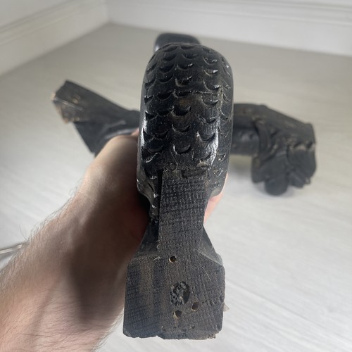 ¿Dragones de madera antiguos de sillón? ¿Serpientes Negras Orientales? Interesante - Imagen 10 de 10