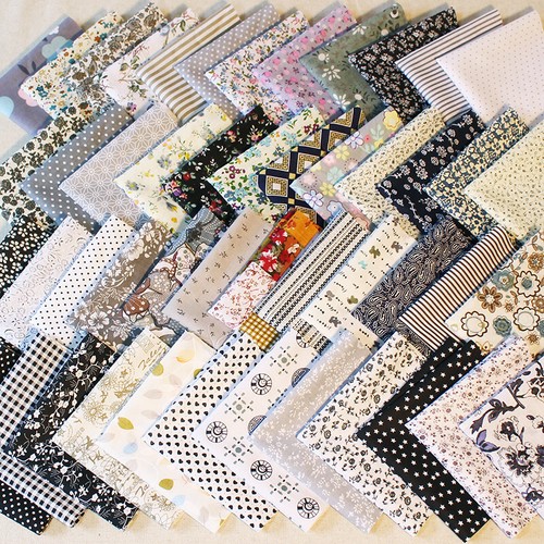50pc Grey Quilting Fabric Bundle Charm Pack 5" Squares Cotton Sewing Craft DIY - Picture 2 of 3