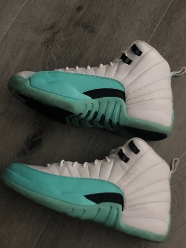 NIKE • JORDAN 12 Retro GS "Light Aqua" Unisex Childs Size 5.5 - Picture 8 of 8