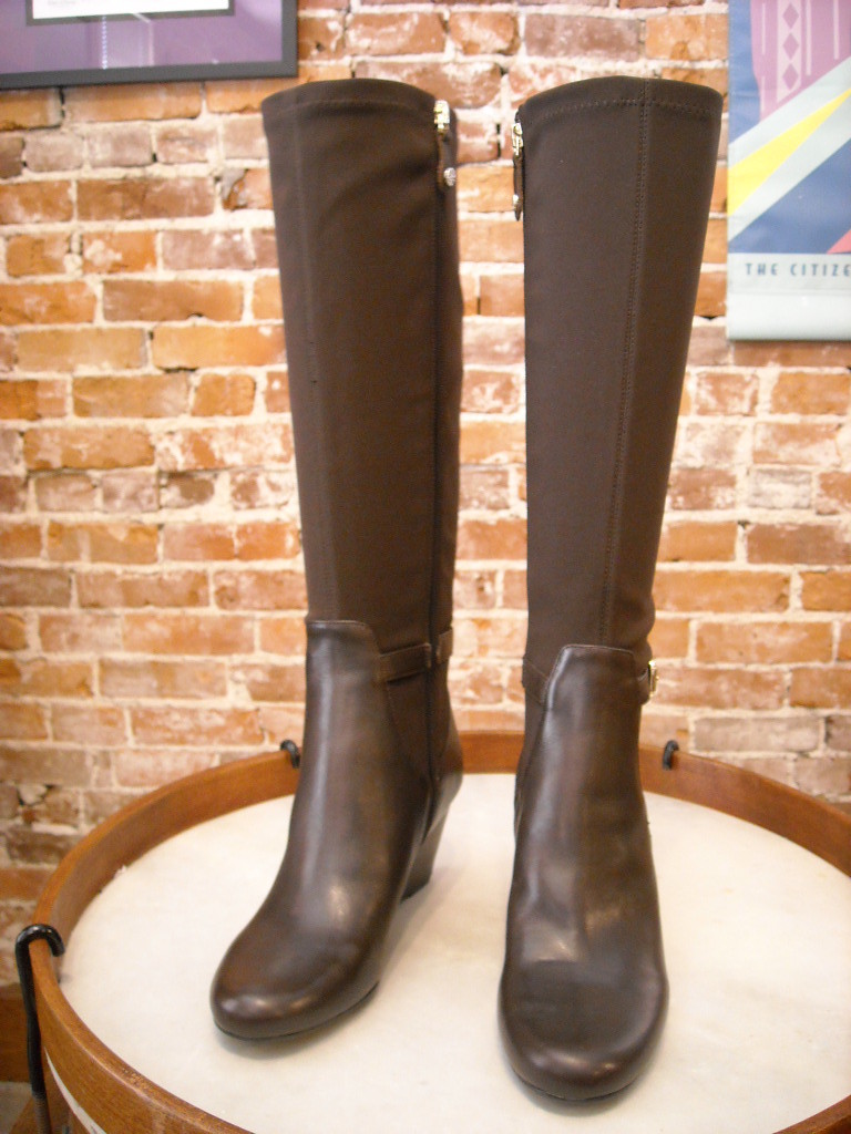 Isaac Mizrahi Braun Stiefel Leder Stretch Krystal Wedge Stiefel Braun 9.5 SALE NEW 84d376 Isaac Mizrahi Braun Stiefel Leder Stretch Krystal Wedge Stiefel Braun 9.5 SALE NEW 84d376