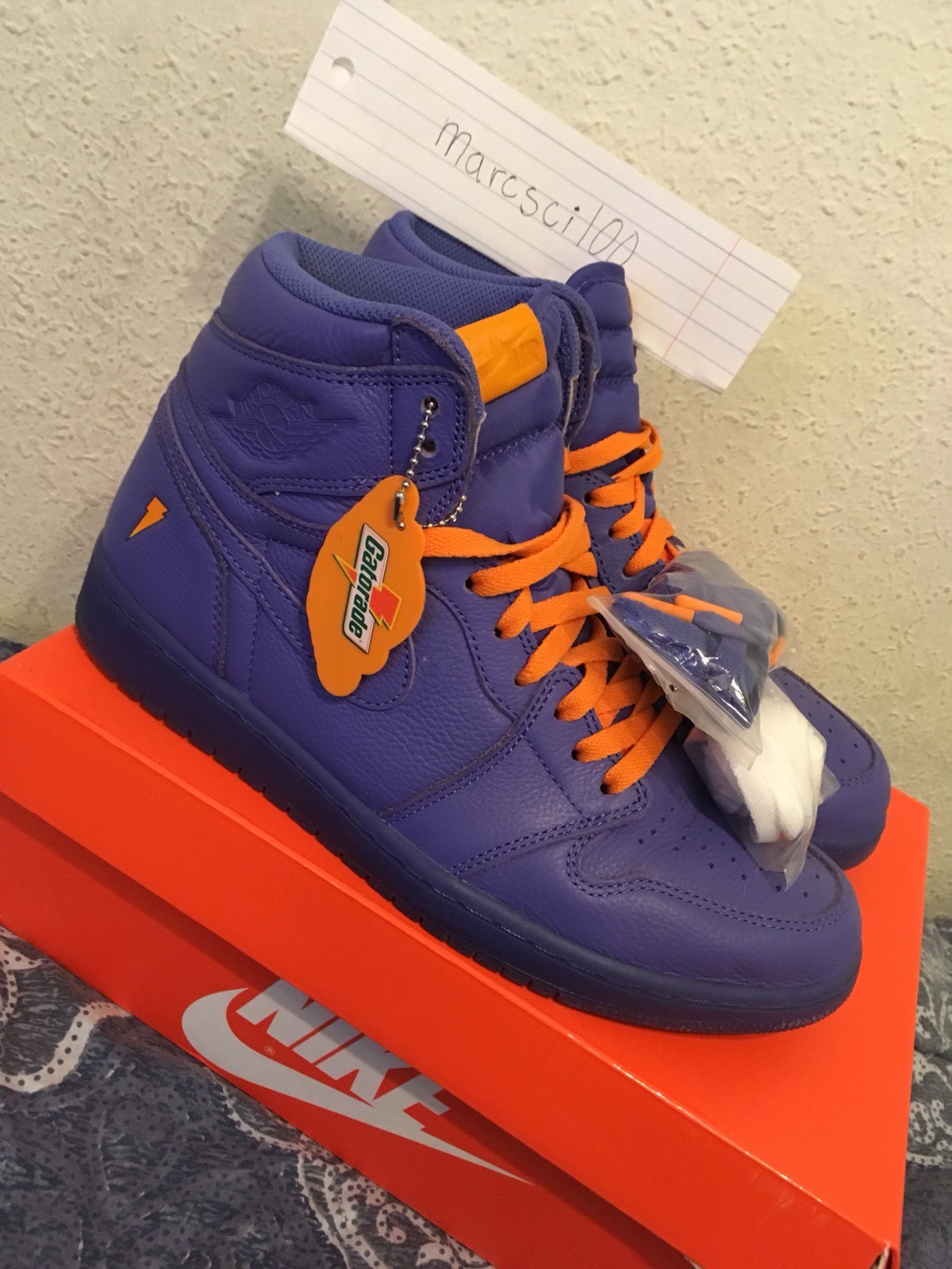 Nike Air Jordan 1 Retro Hi OG G8RD AJ5997 555 Rush Violet mens size 9.5 Nike Air Jordan 1 Retro Hi OG G8RD AJ5997 555 Rush Violet mens size 9.5