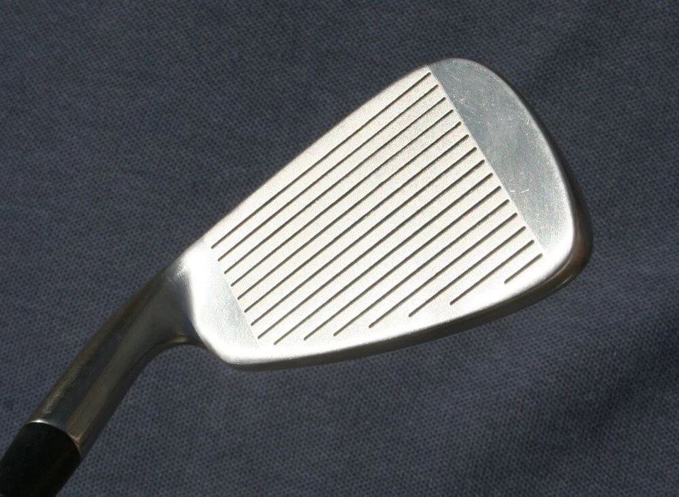 Lynx Oversize 9 Iron Original Regular Flex Graphite Shaft - Image 2 of 3