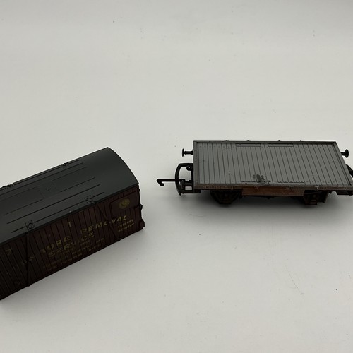 Hornby Railways R6013 LMS Container & Conflat wagon (S) - Picture 13 of 24