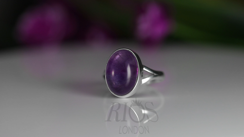 New 925 Sterling Silver Brilliant Oval AMETHYST Gemstone Purple Ring Gift Boxed - Video 1 of 1