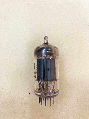 Mullard ECC83 12AX7 1957 getter quadrato nuovo con scatola testato su Avo CT160 - Foto 7 di 8