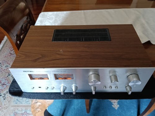 Rotel RA-414 Amplificatore Stereo Integrato Vu meter