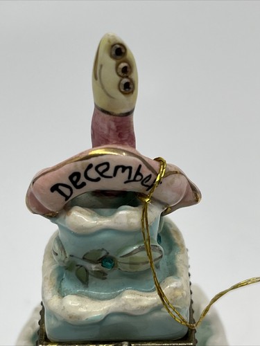 2002 December Birthday Wishing Cake Trinket Box Clayworks Heather Goldminc 4” - Picture 3 of 11