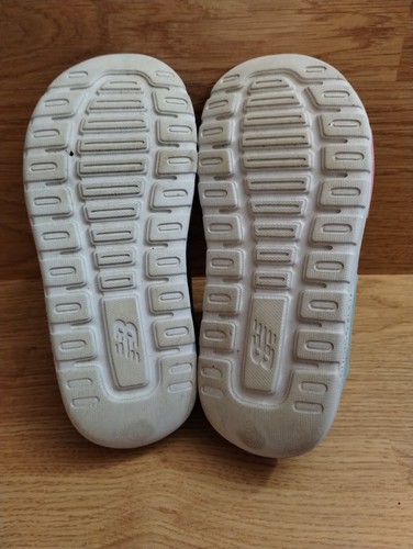 Childrens New Balance Candy Pink, Tide Pool, Yellow Sandals Size 10.5C - Picture 10 of 10