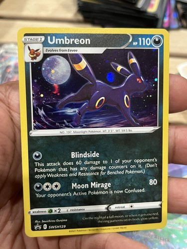 Umbreon SWSH129 Black Star Promo Pokemon TCG holo raro quasi nuovo blister esclusivo  - Foto 7 di 16