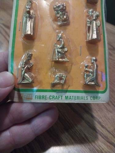 Minifigure Presepe Artigianale in Fibra Vintage Oro Set Miniature Natalizie NOS - Foto 9 di 12