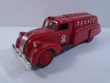ERTL--39 DODGE AIRFLOW REPLICA TEXACO TANKER--DIE CAST BANK LOOK 