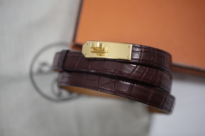 Hermès Kelly 18 Belt Gold HW Matte Alligator Leather  display picture 3