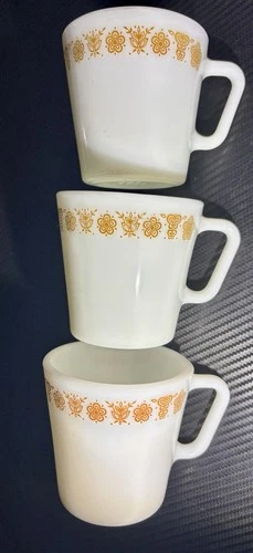 Vintage PYREX Milk Glass Coffee Mugs Set of 3 gold butterfly 1410 8oz