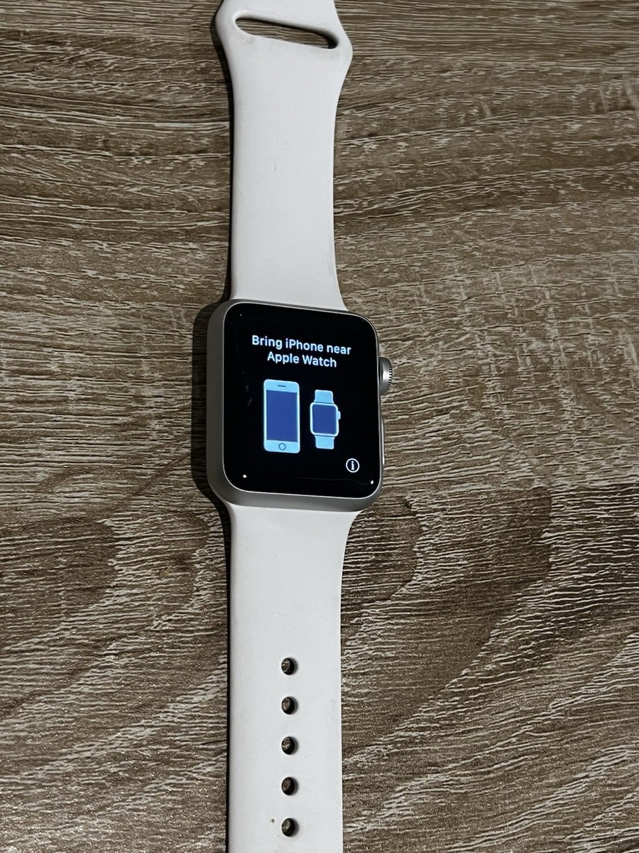 Apple Watch 1st Gen 38mm Silver Aluminum Case White Silicone  display picture 1