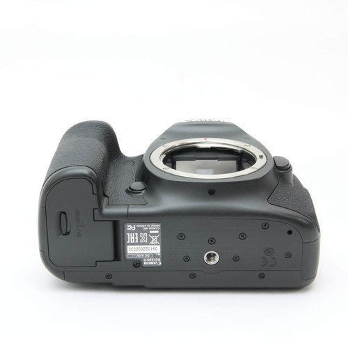 Canon EOS 5DsR 50.6MP Digital SLR Camera Body -Near Mint- #86 - Picture 6 of 12