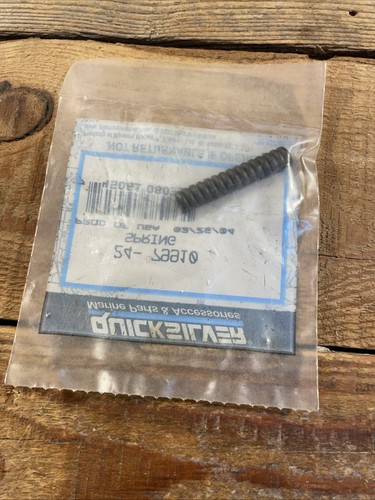 Mercury Quicksilver 24-79910 Spring OEM NOS - Foto 4 di 6