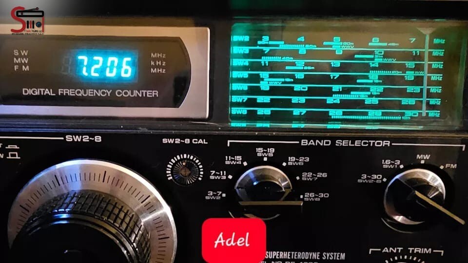 BCLラジオ　Panasonic RF-4900 Panasonic RF4900, Panasonic RF-4900 Command Series shortwave