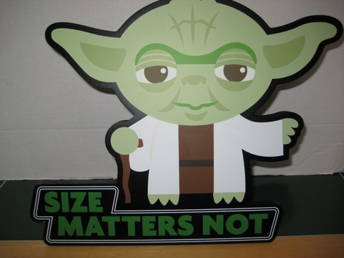 Hallmark Star Wars Yoda Holzschild Größe zählt nicht Tischplatte Wandaufsteller NEU - Bild 1 von 2