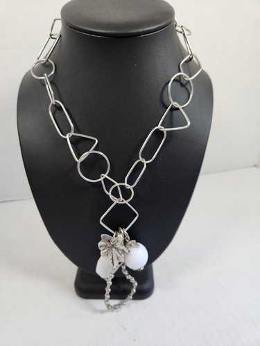 Silvertone*Chain*Abstract Design*Heart*Leaf*Charm Pendant Necklace Brutialist 9" - Picture 3 of 12