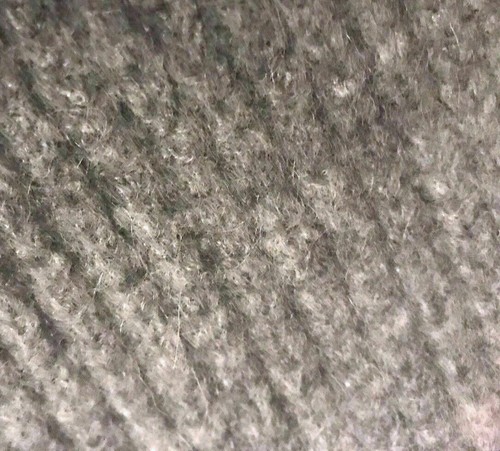 ZARA EXTRA LARGE AND SOFT KNITTED GREY WRAP SCARF SHAWL NEW - Picture 4 of 9