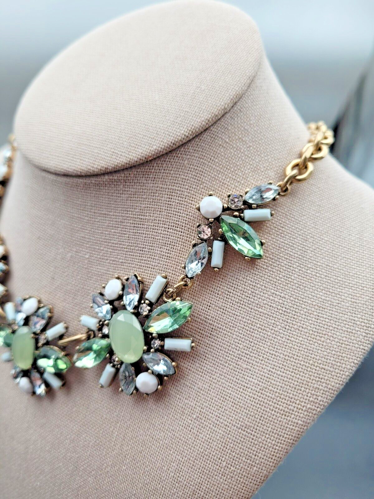 Statement Necklace Bib Mint White Rhinestones Gol… - image 4