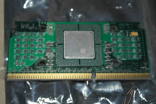 Intel Celeron 366 MHz Mendocino SL376 Slot 1 CPU Processor - Picture 1 of 4