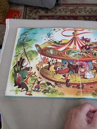1971 Das neue Walt Disney Treasury Hardcover Ein goldenes Buch 10 Lieblingsgeschichten - Bild 15 von 16