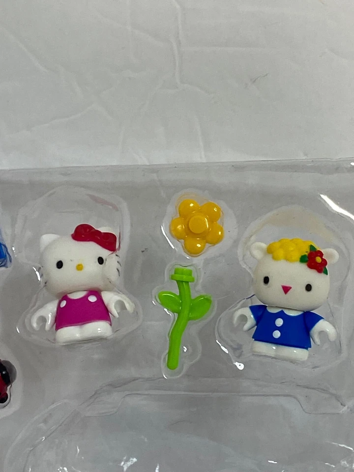 🐞 Mega Bloks Hello Kitty Flower Shop 10824. Missing Roof Piece EUC - I8 - Image 4 of 4