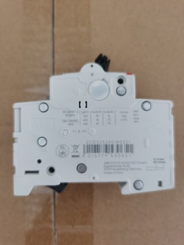 1 PIEZA NUEVO ABB S202-D1 D2 D3 D4 D6 D10 D20 D25 D40 D50 D63 microinterruptor - Imagen 2 de 3